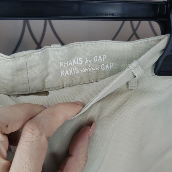 NWT gap boyfriend shorts knaki size 6 long - Picture 4 of 6
